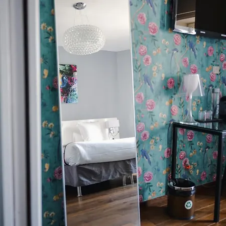 Le Manoir ホテル 3*
